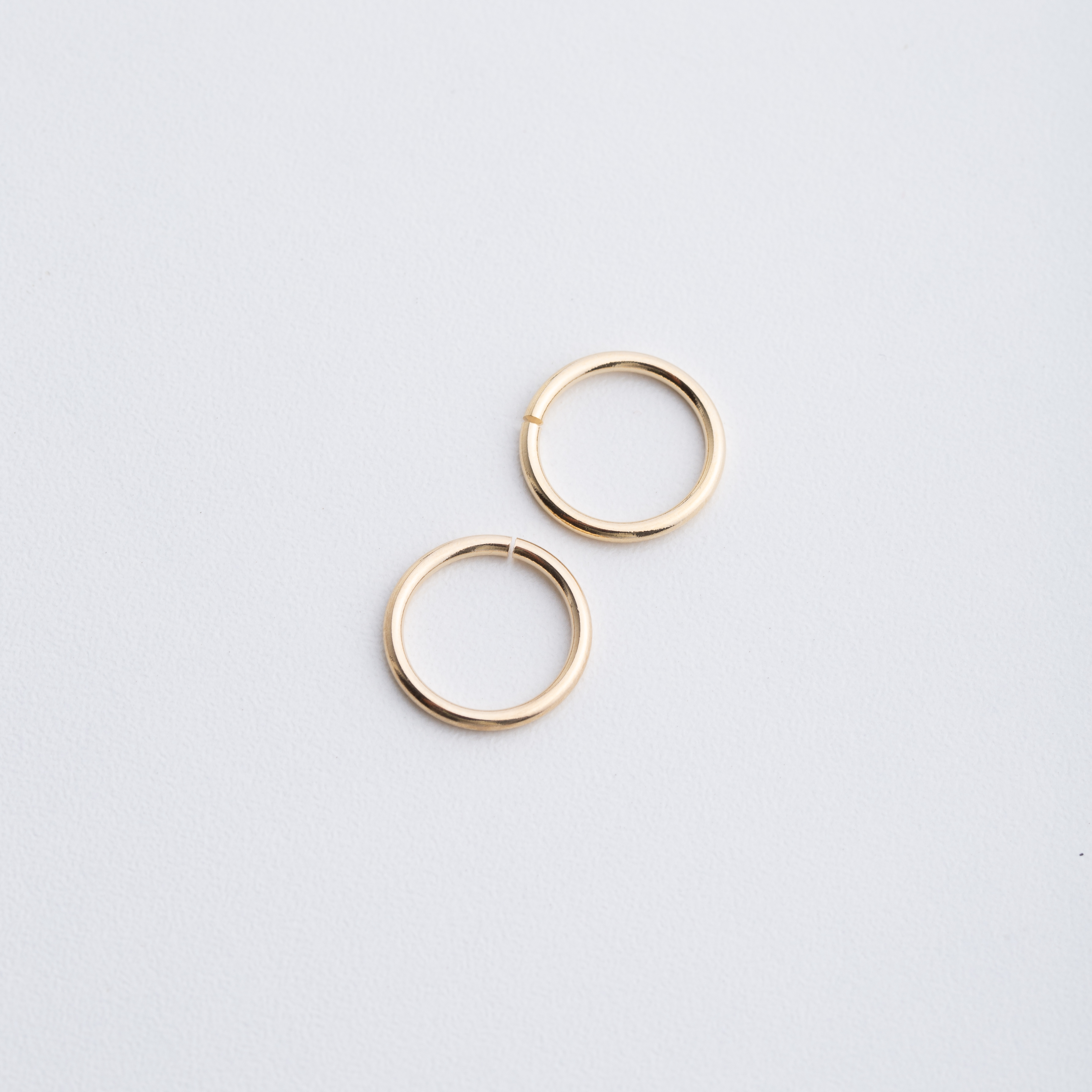 19425 15x1.5mm Gold Jump Ring